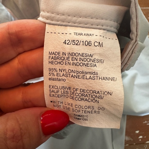 Under Armour Men’s Light Gray Flat Front Loose Fit Shorts Size 42 - Picture 3 of 7